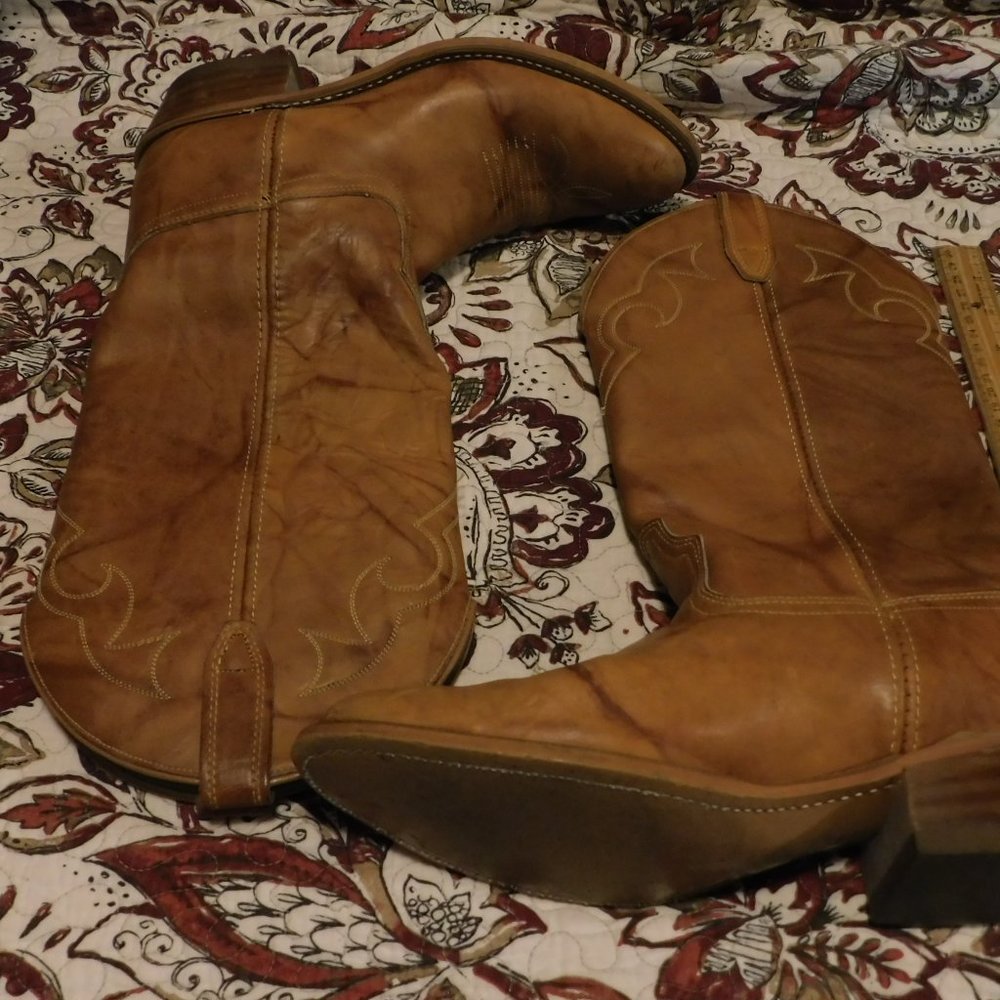 Cowboy Boots Mens Sz 8 D Leather Cowboy boots Western Pointed Toe Made USA